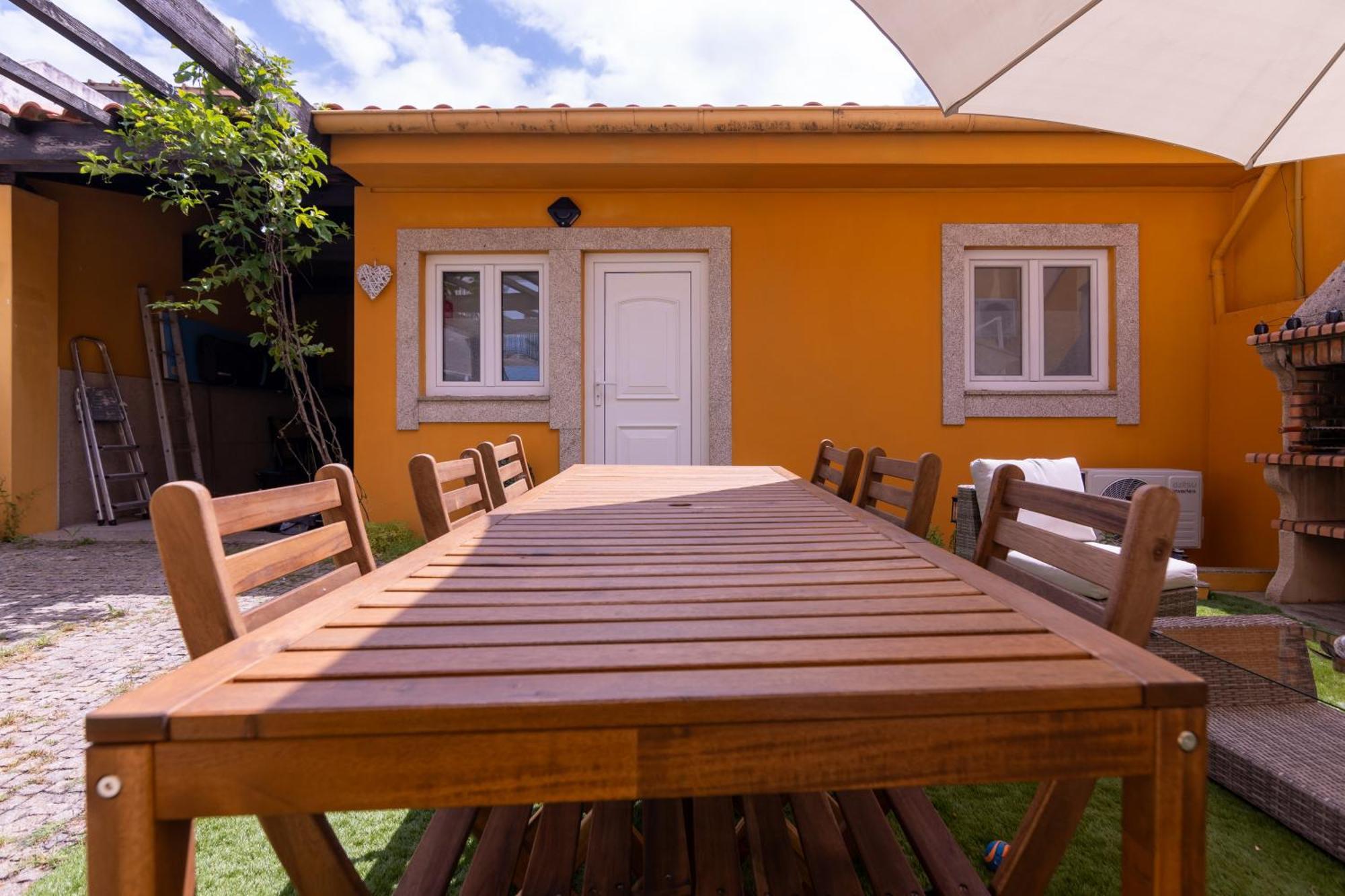 Perafita Yellow House - Ecohost エクステリア 写真
